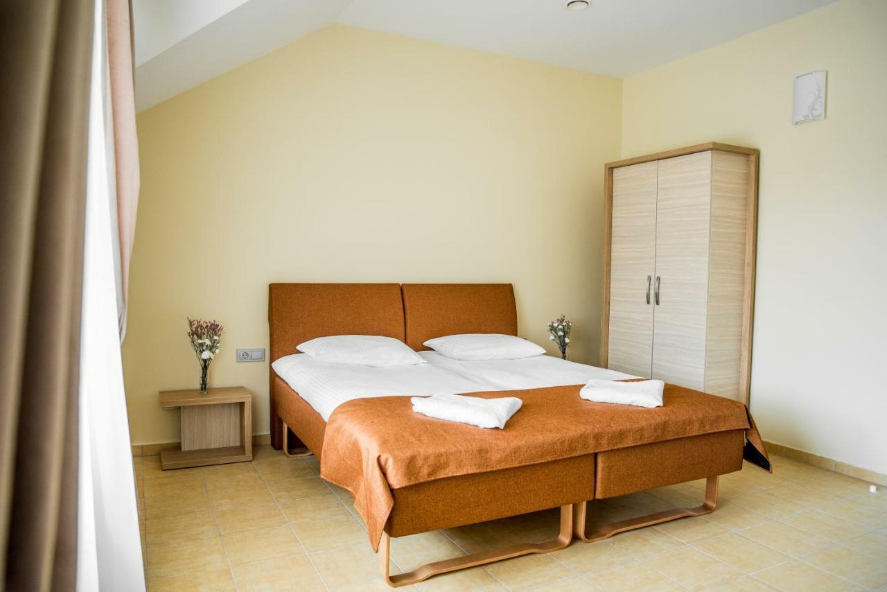 Hotel Palanga Camping Compensa Extérieur photo
